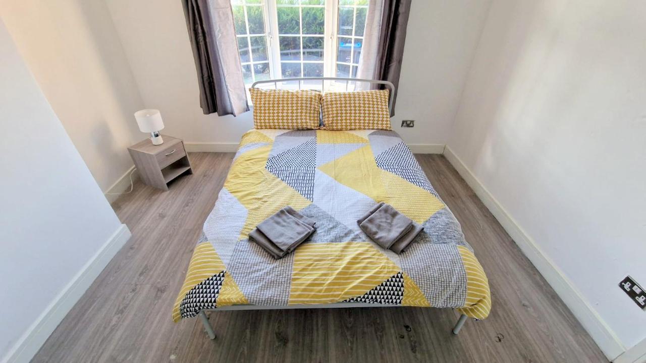 Lilleshall Rooms Mitcham Zewnętrze zdjęcie